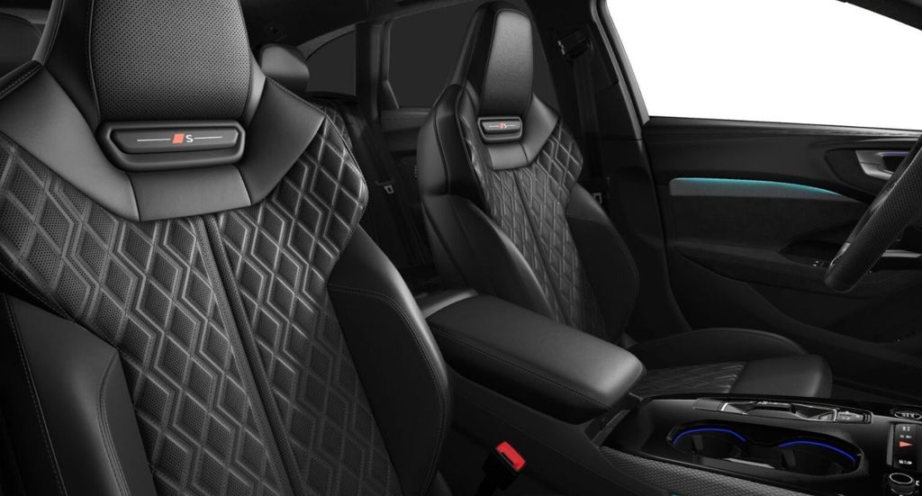 Audi A5 2025 г. Красный, пробег 1459 км