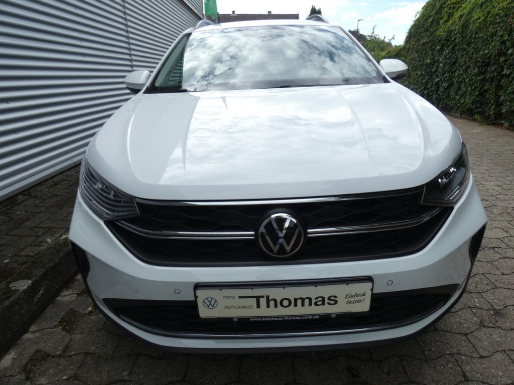 Volkswagen Taigo 2022 г. Белый, пробег 28235 км