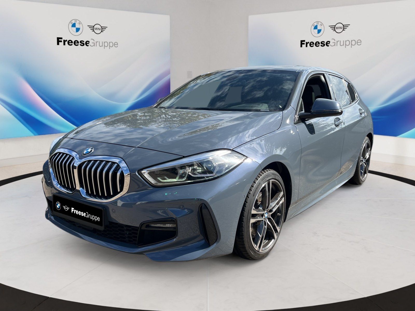 BMW 118 2024 г. Серебристый, пробег 59932 км