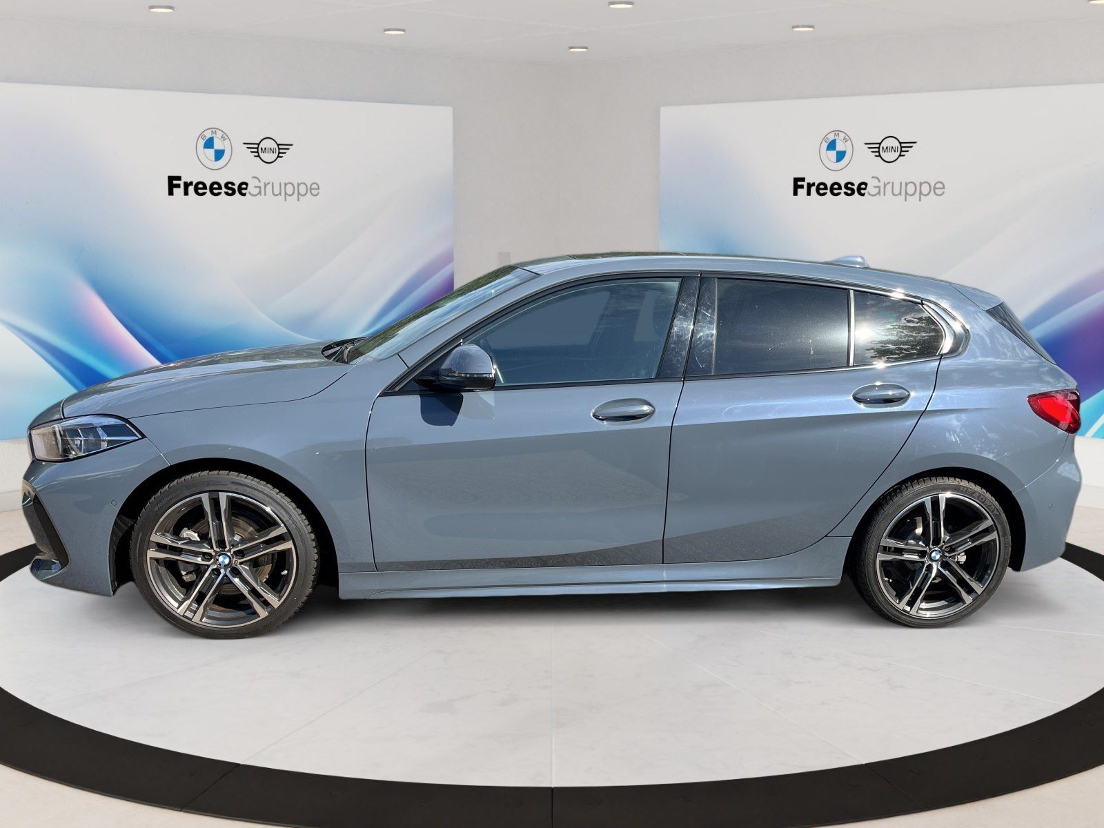 BMW 118 2024 г. Серебристый, пробег 59932 км