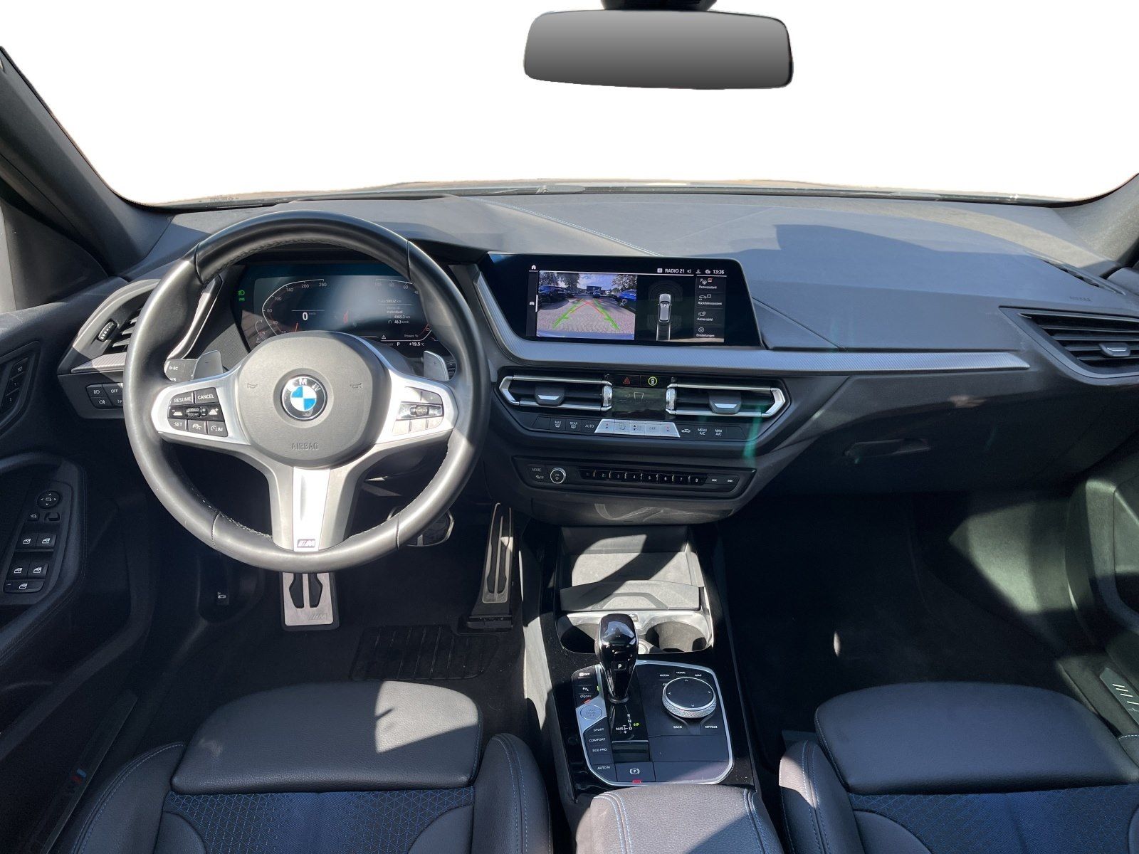 BMW 118 2024 г. Серебристый, пробег 59932 км