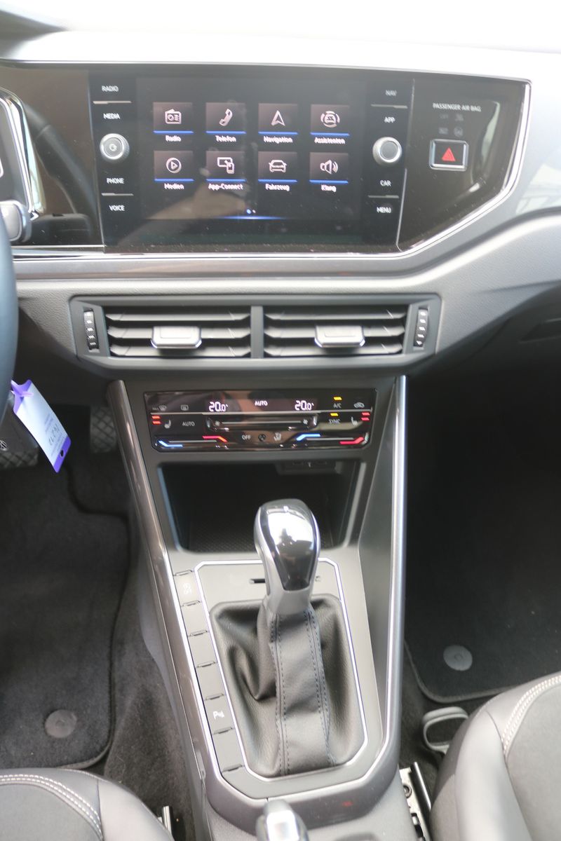 Volkswagen Taigo 2022 г. Зелёный, пробег 41840 км