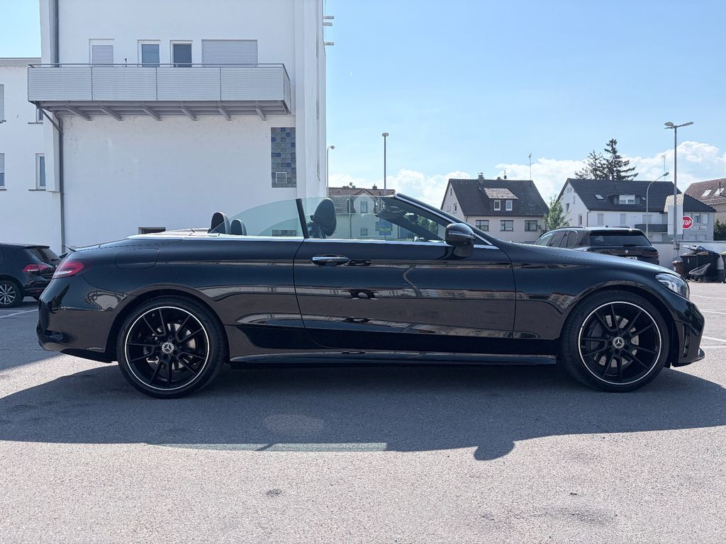 Mercedes-Benz C 300 2023 г. Чёрный, пробег 51300 км