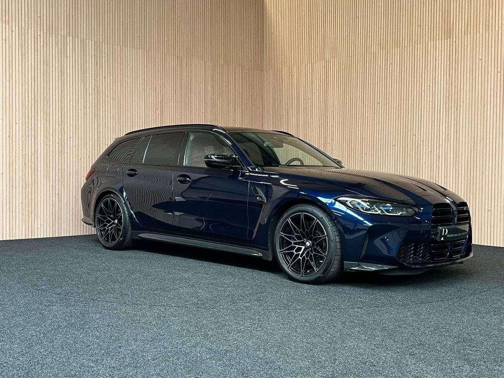 BMW M3 2024 г. Синий, пробег 34000 км