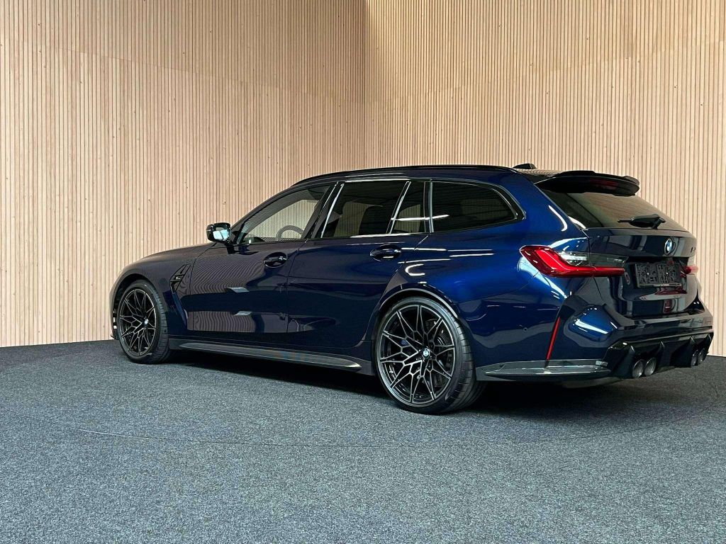 BMW M3 2024 г. Синий, пробег 34000 км