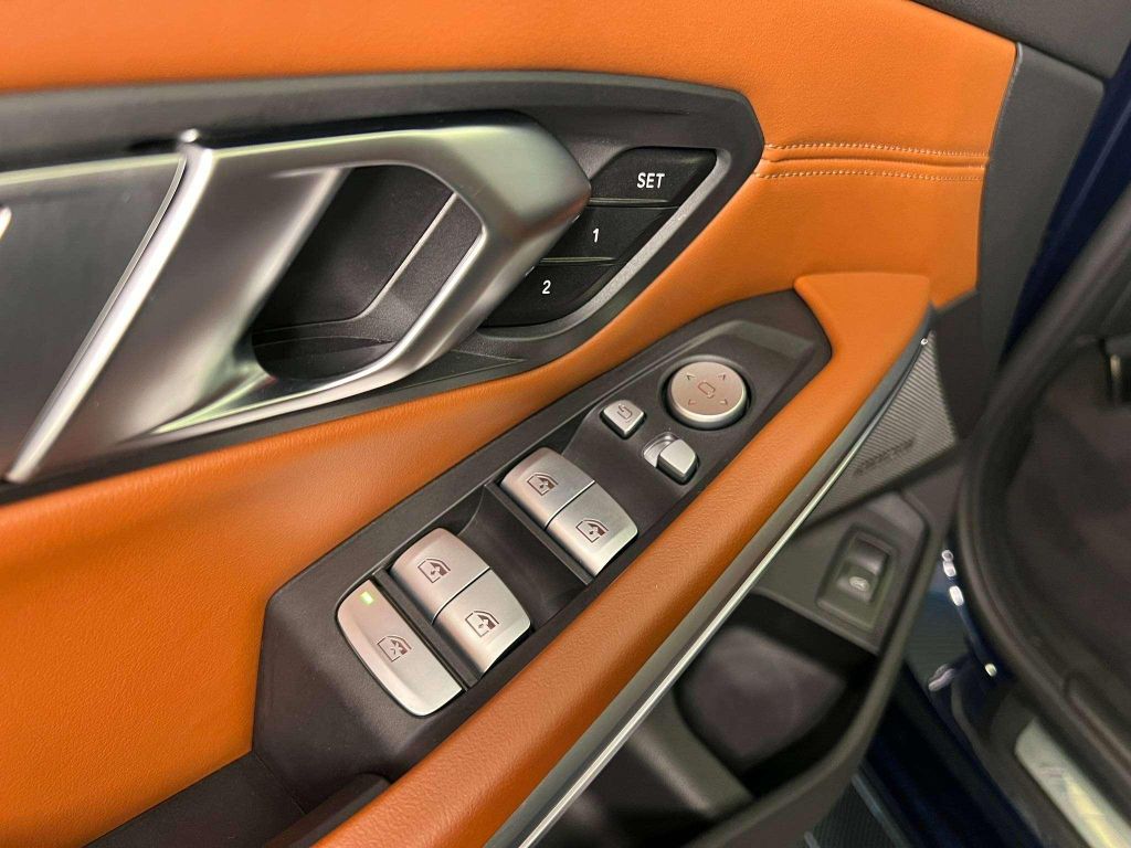 BMW M3 2024 г. Синий, пробег 34000 км