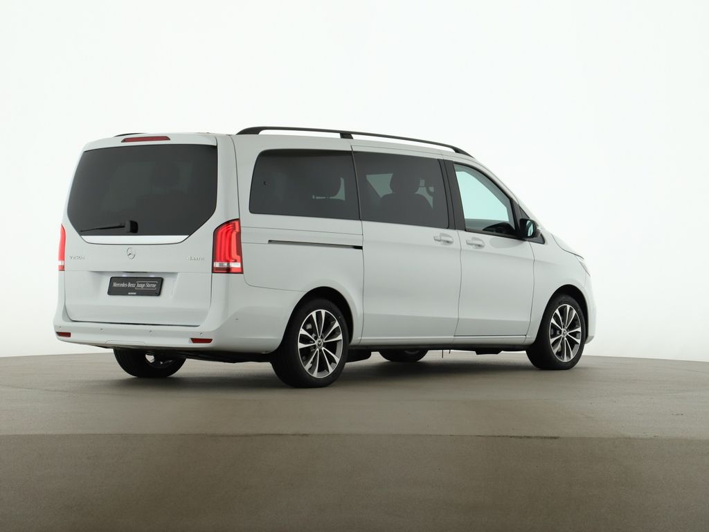 Mercedes-Benz V 250 2023 г. Белый, пробег 37200 км