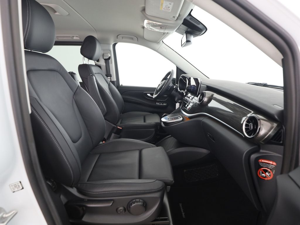 Mercedes-Benz V 250 2023 г. Белый, пробег 37200 км