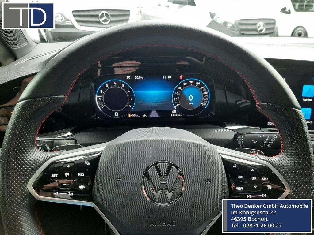 Volkswagen Golf 2024 г. Белый, пробег 41345 км
