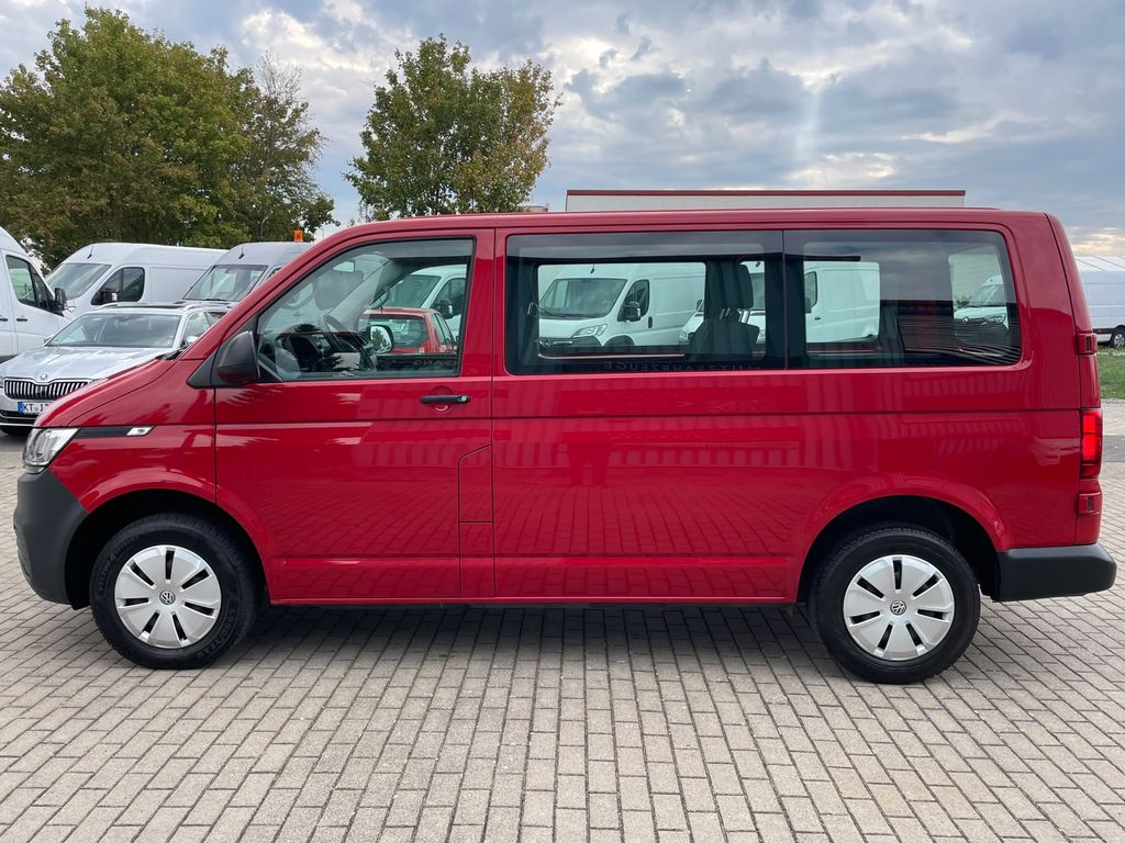 Volkswagen T6 KOMBI 2021 г. Красный, пробег 35700 км