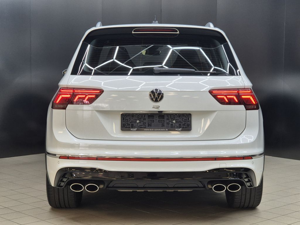 Volkswagen Tiguan 2023 г. Белый, пробег 35155 км