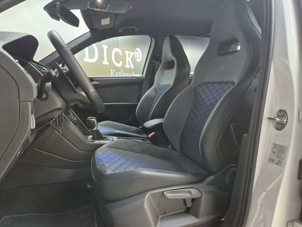 Volkswagen Tiguan 2023 г. Белый, пробег 35155 км