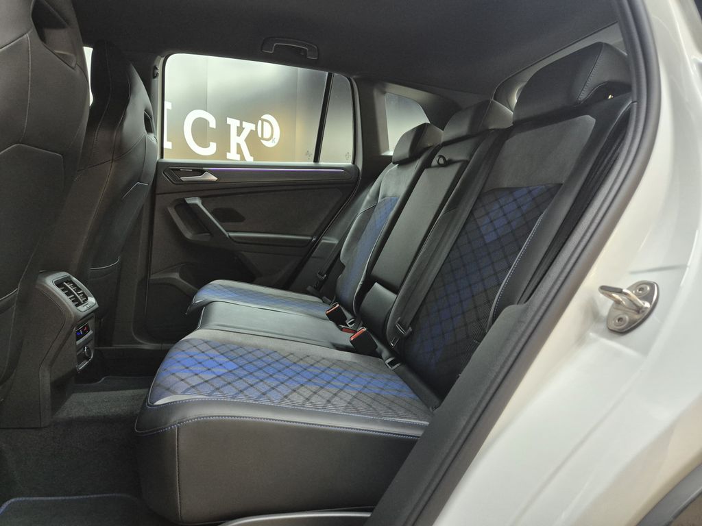 Volkswagen Tiguan 2023 г. Белый, пробег 35155 км