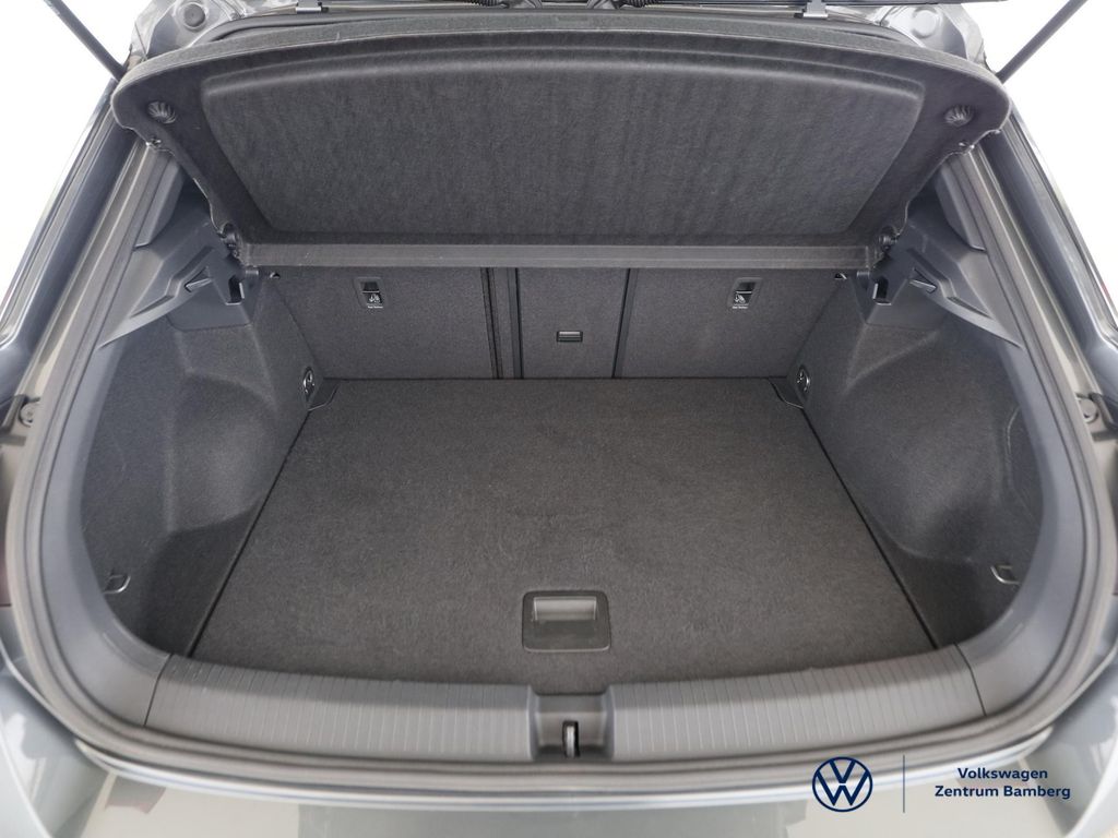 Volkswagen T-Roc 2023 г. Серый, пробег 41500 км