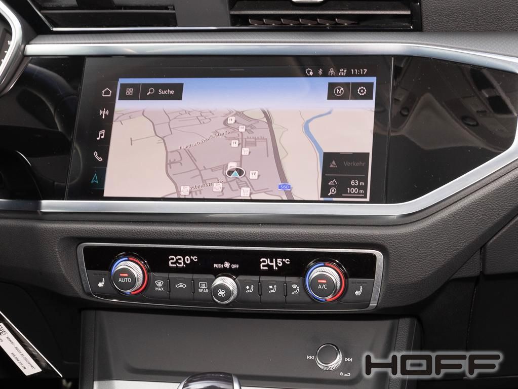 Audi Q3 2023 г. Серебристый, пробег 43600 км