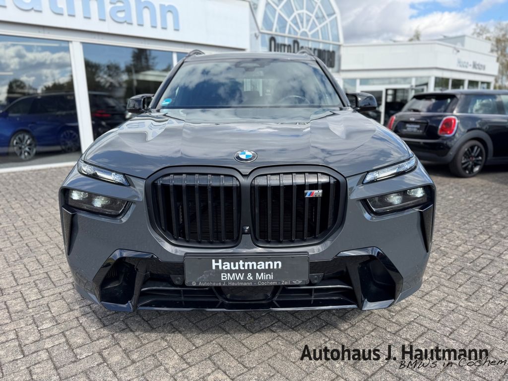 BMW X7 M60 2024 г. Серый, пробег 48600 км