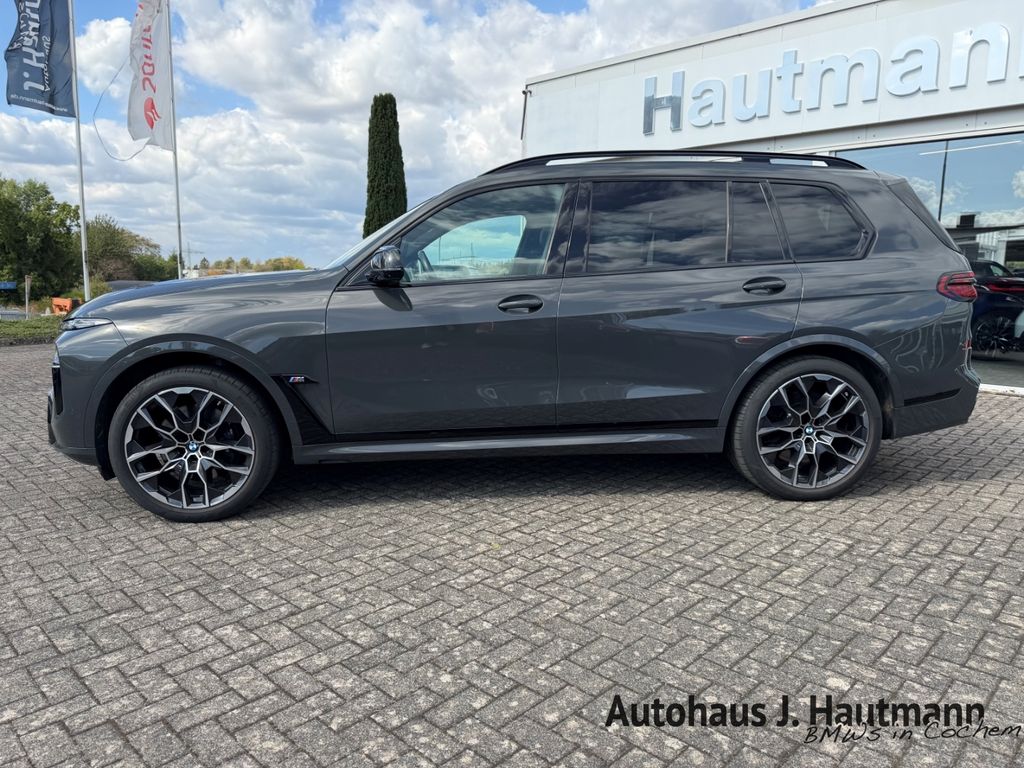 BMW X7 M60 2024 г. Серый, пробег 48600 км