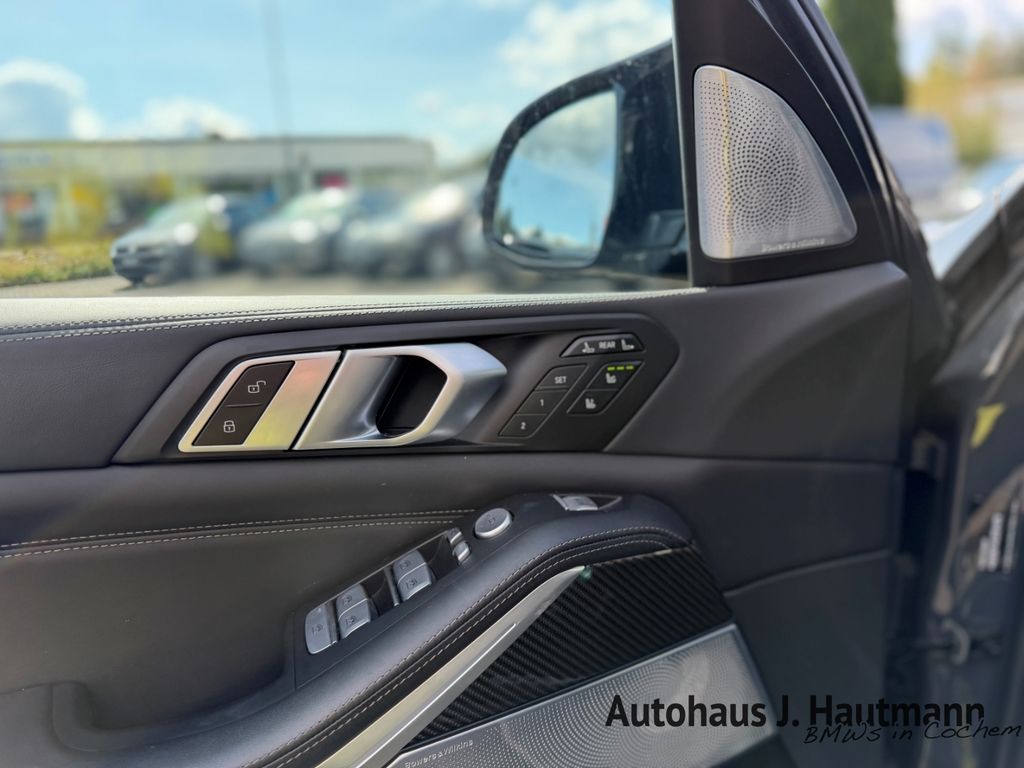 BMW X7 M60 2024 г. Серый, пробег 48600 км