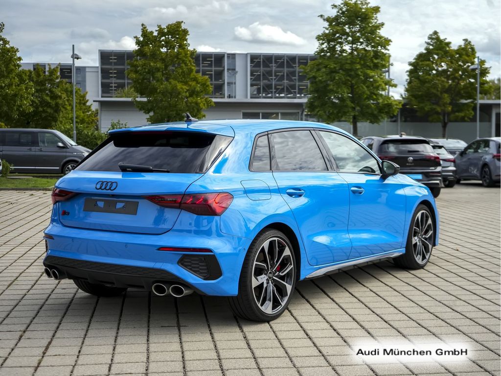 Audi S3 2023 г. Синий, пробег 55959 км