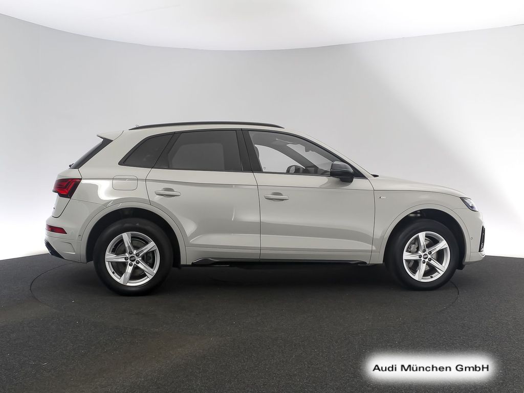 Audi Q5 2024 г. Бежевый, пробег 38028 км