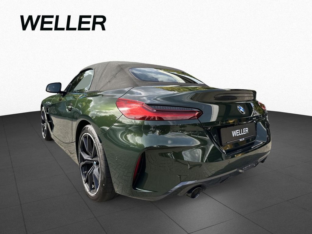 BMW Z4 2025 г. Зелёный, пробег 15136 км
