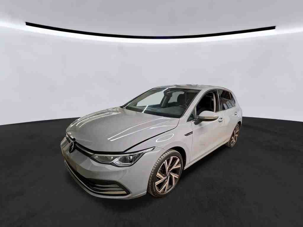 Volkswagen Golf 2024 г. Серый, пробег 38844 км