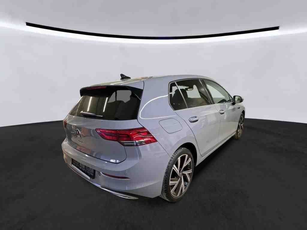 Volkswagen Golf 2024 г. Серый, пробег 38844 км