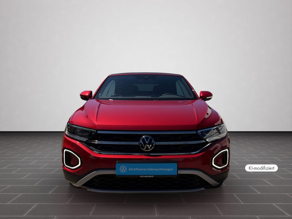Volkswagen T-Roc 2023 г. Красный, пробег 45004 км