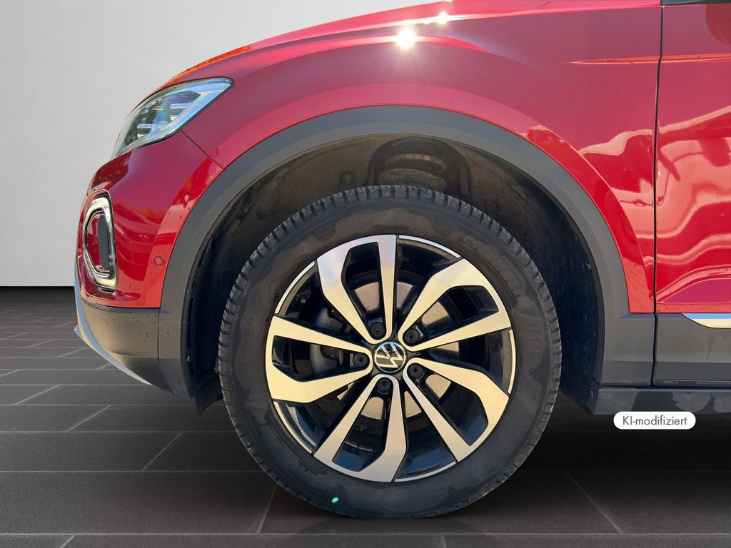 Volkswagen T-Roc 2023 г. Красный, пробег 45004 км