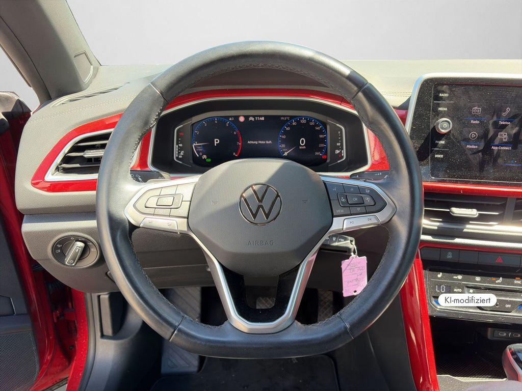 Volkswagen T-Roc 2023 г. Красный, пробег 45004 км
