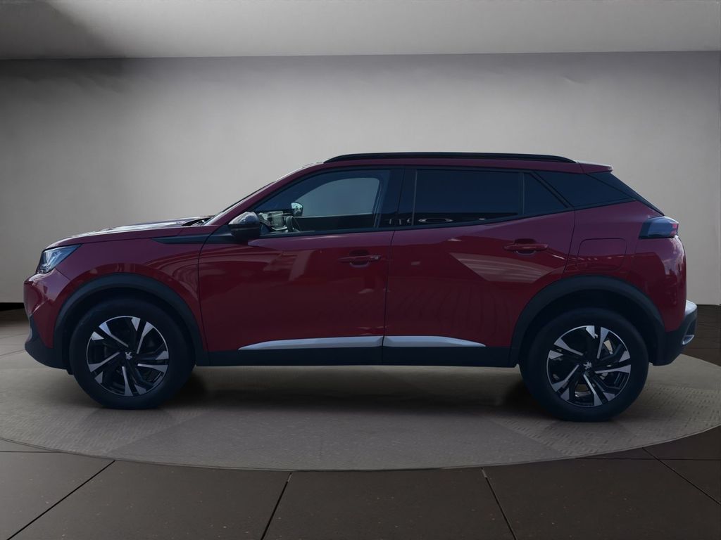 Peugeot 2008 2023 г. Красный, пробег 43206 км