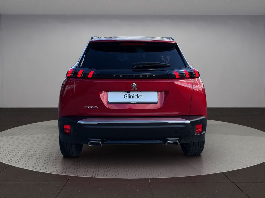 Peugeot 2008 2023 г. Красный, пробег 43206 км