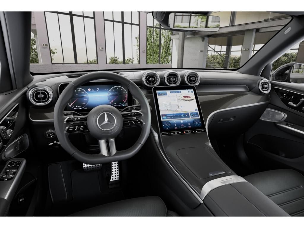 Mercedes-Benz GLC 300 2025 г. Серебристый, пробег 4239 км