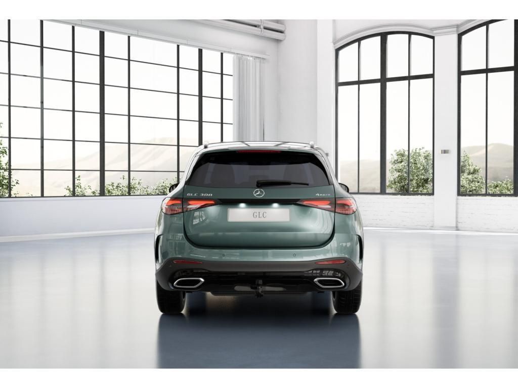 Mercedes-Benz GLC 300 2025 г. Серебристый, пробег 4239 км