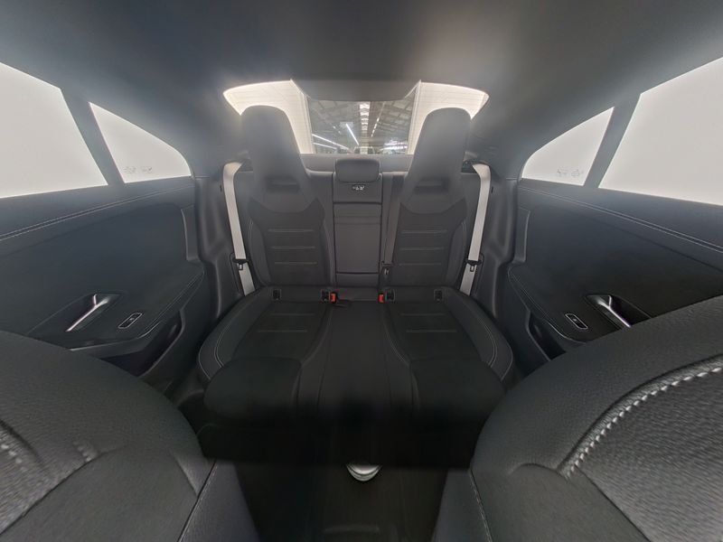 Mercedes-Benz CLA 220 2025 г. Белый, пробег 35446 км
