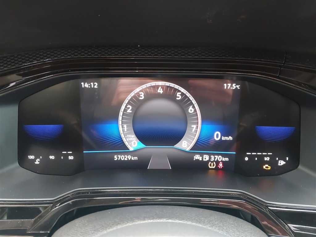 Volkswagen Polo 2023 г. Серебристый, пробег 57022 км