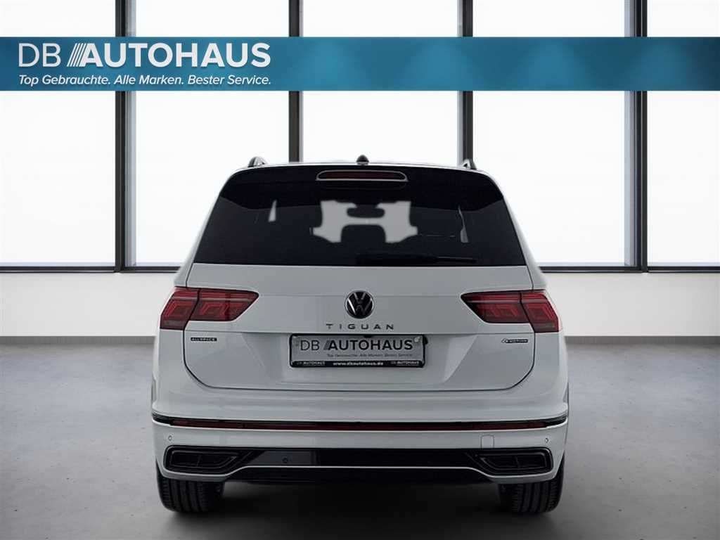 Volkswagen TIGUAN ALLSPACE 2023 г. Белый, пробег 44981 км