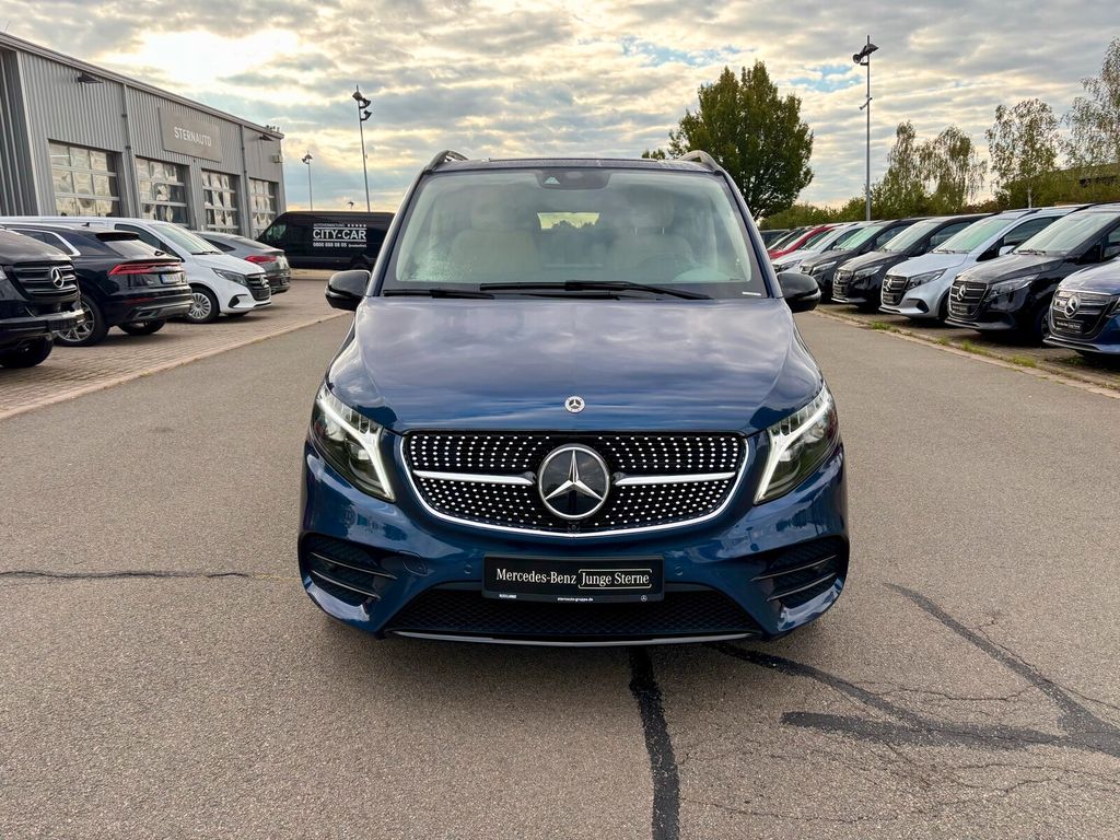 Mercedes-Benz V 300 2023 г. Синий, пробег 56161 км