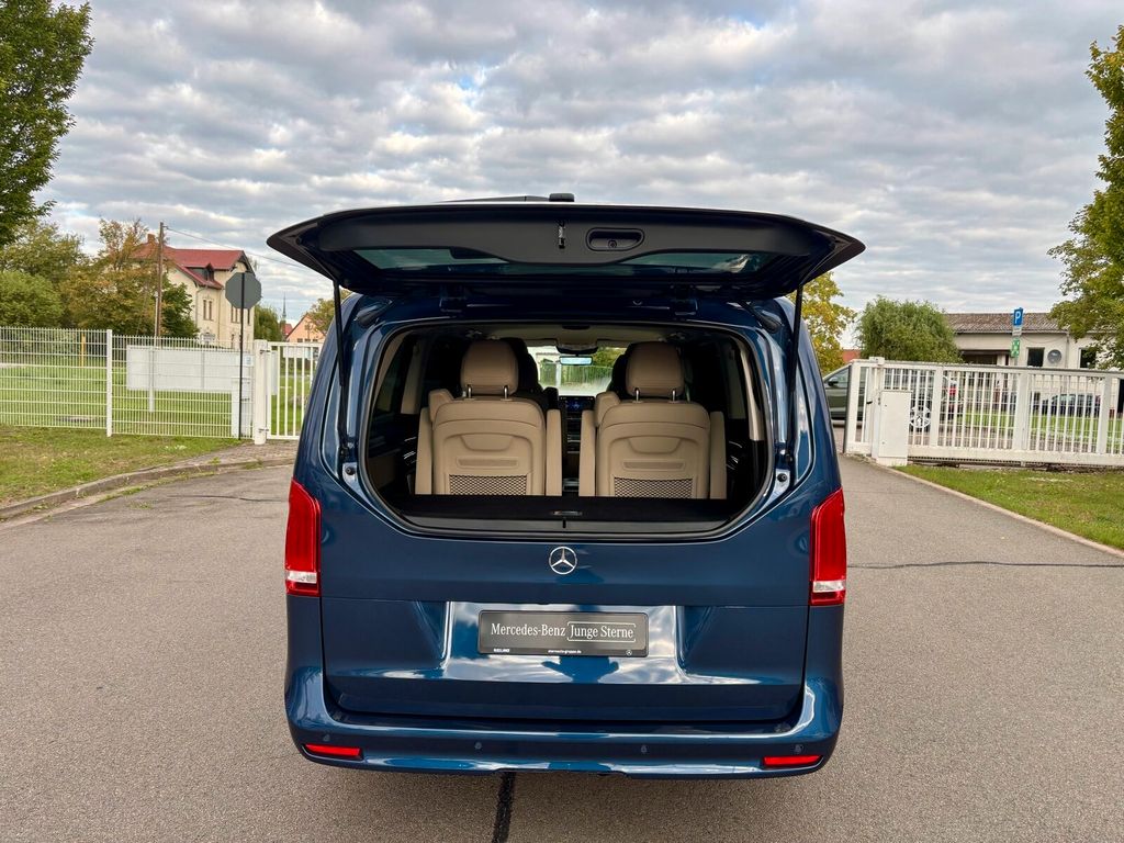 Mercedes-Benz V 300 2023 г. Синий, пробег 56161 км
