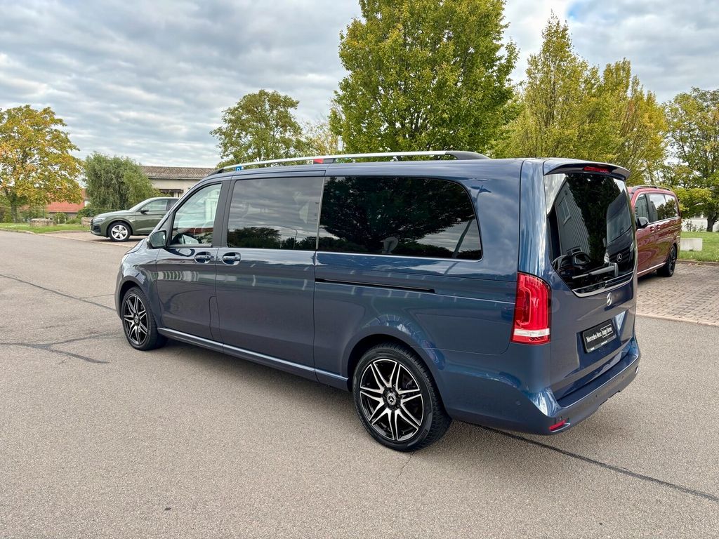 Mercedes-Benz V 300 2023 г. Синий, пробег 56161 км
