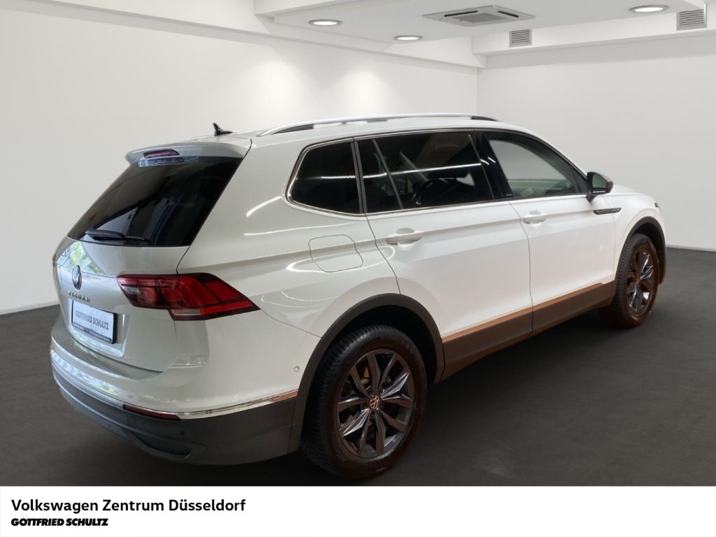 Volkswagen TIGUAN ALLSPACE 2023 г. Белый, пробег 34552 км