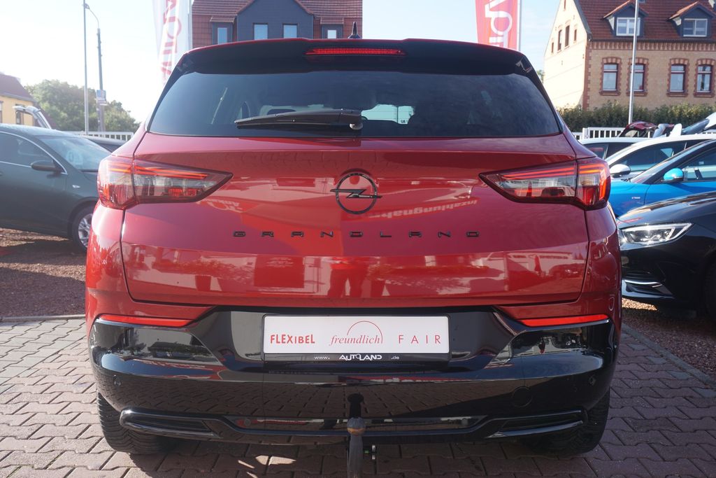 Opel GRANDLAND (X) 2023 г. Красный, пробег 44907 км