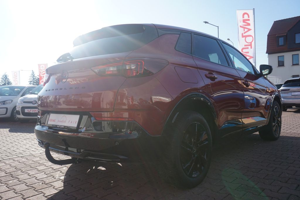 Opel GRANDLAND (X) 2023 г. Красный, пробег 44907 км
