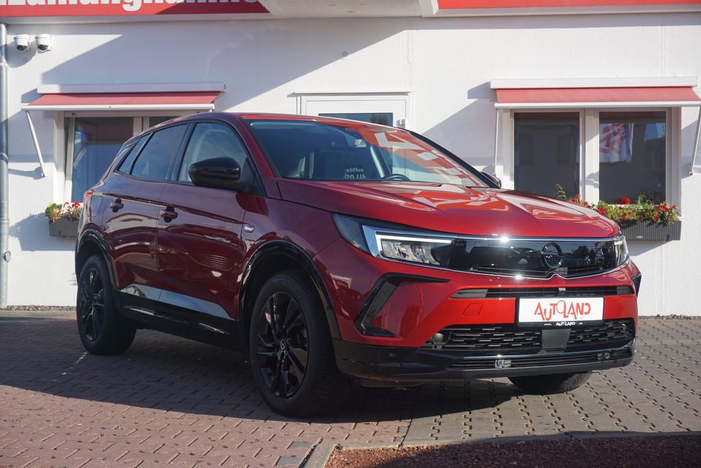 Opel GRANDLAND (X) 2023 г. Красный, пробег 44907 км
