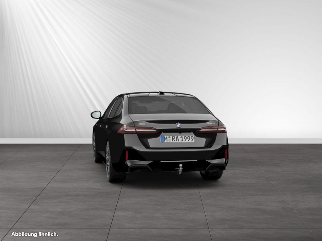 BMW 540 2025 г. Чёрный, пробег 29800 км