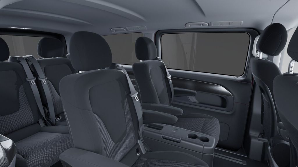 Mercedes-Benz V 250 2025 г. Красный, пробег 20779 км