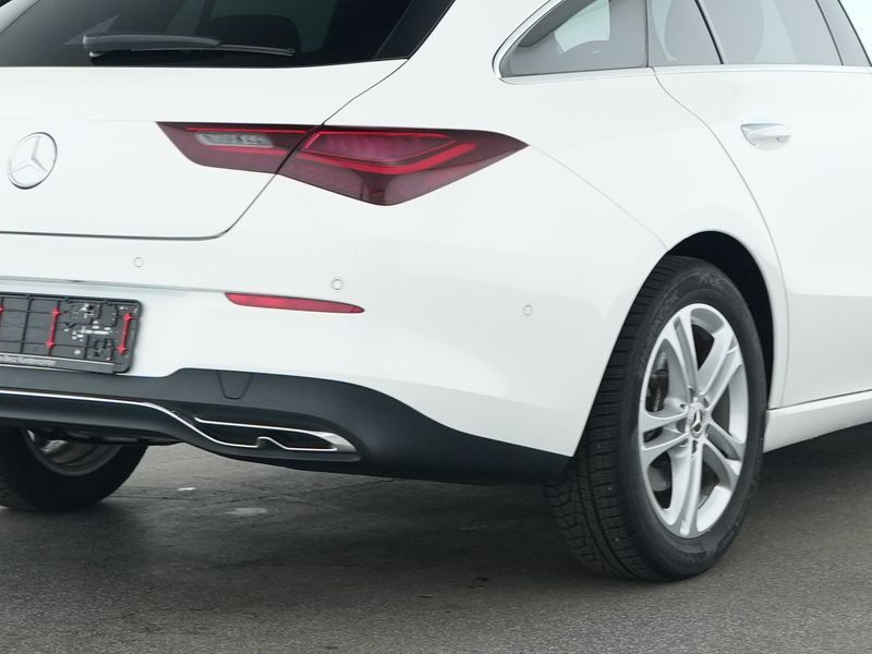 Mercedes-Benz CLA 180 SHOOTING BRAKE 2024 г. Белый, пробег 21200 км