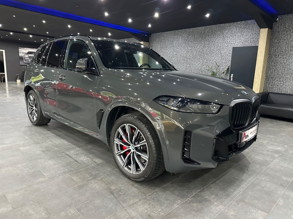 BMW X5 2025 г. Серый, пробег 29000 км