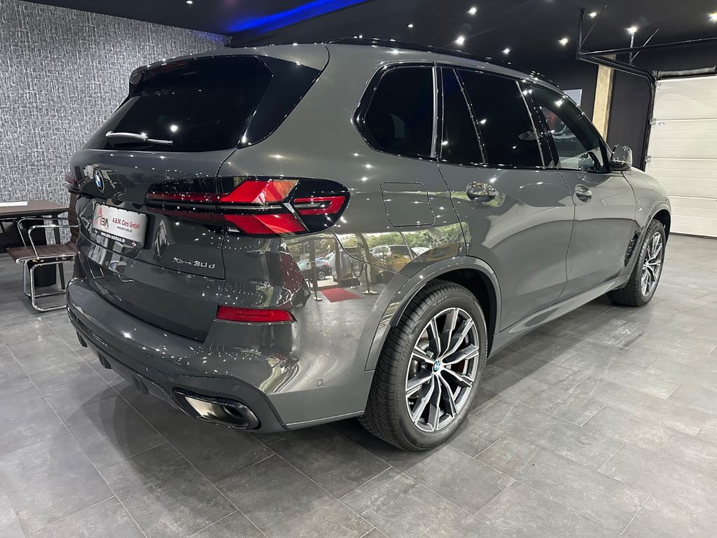 BMW X5 2025 г. Серый, пробег 29000 км