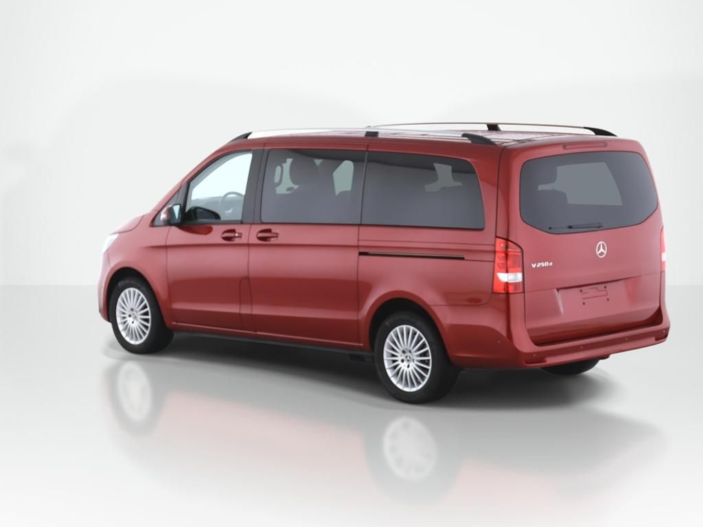Mercedes-Benz V 250 2025 г. Красный, пробег 14708 км